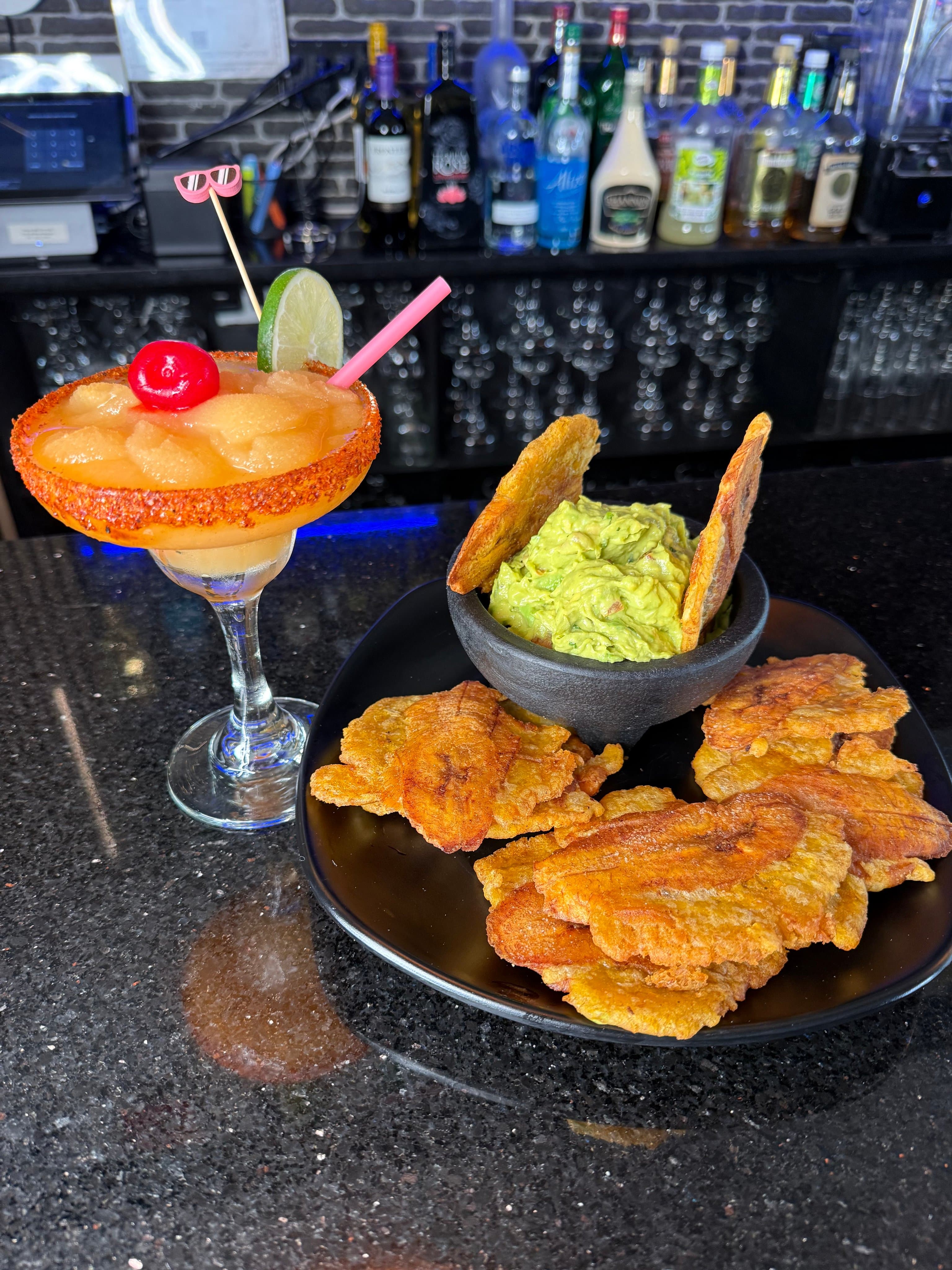 Para Ti Colombia Con Sabor Restaurant Bar