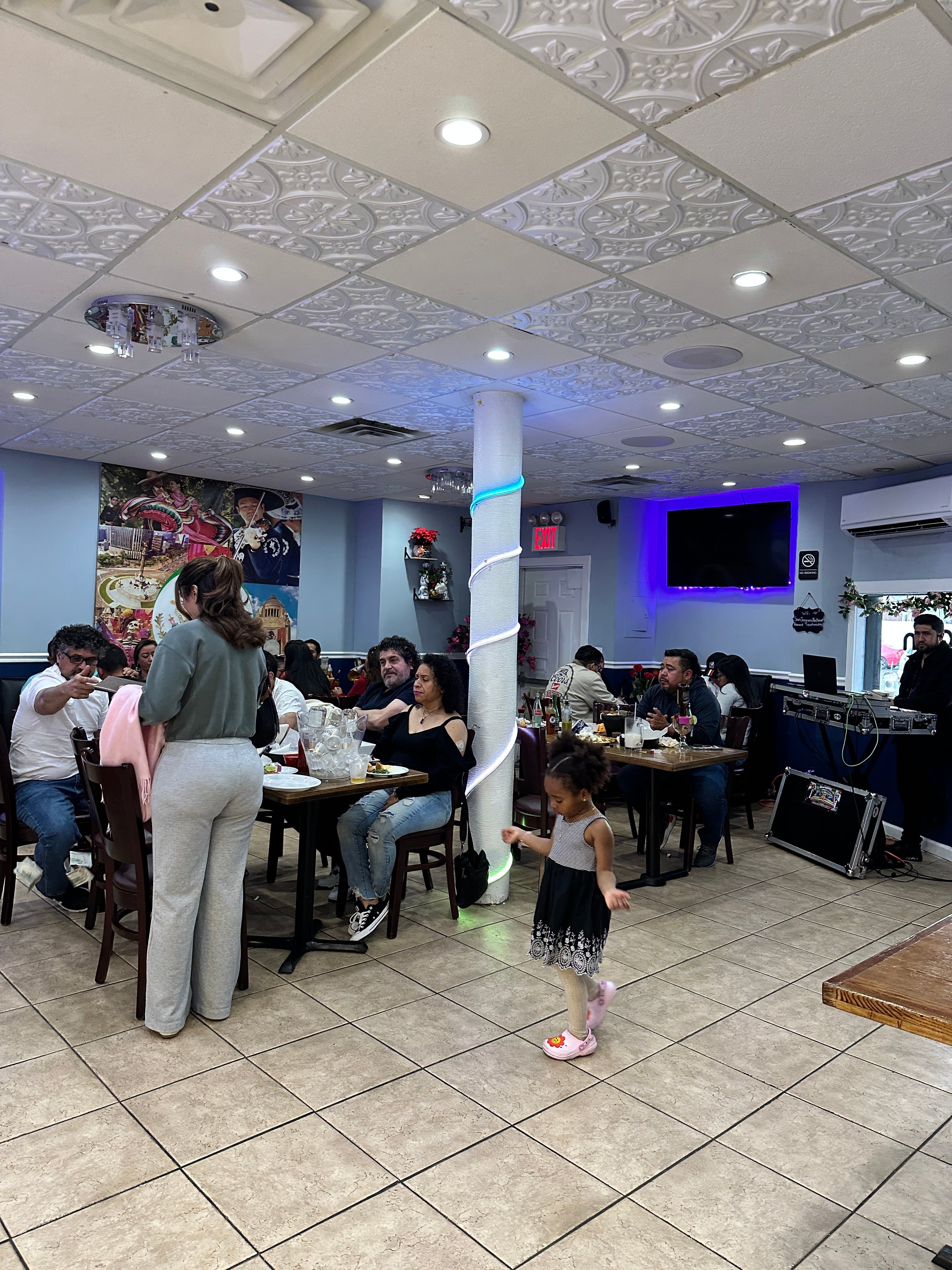 San Jeronimo Bakery & Restaurant